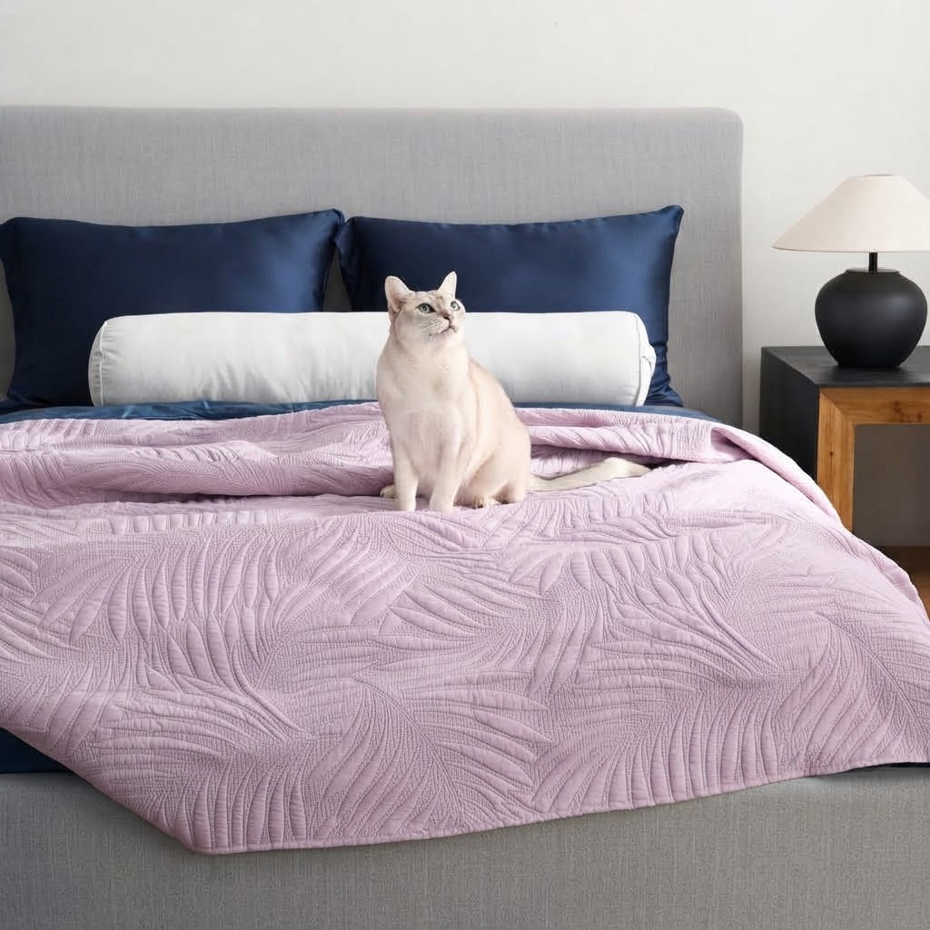 Pet Hair Resistant Quilt Cover for Dogs and Cats and Home Bedding Protection